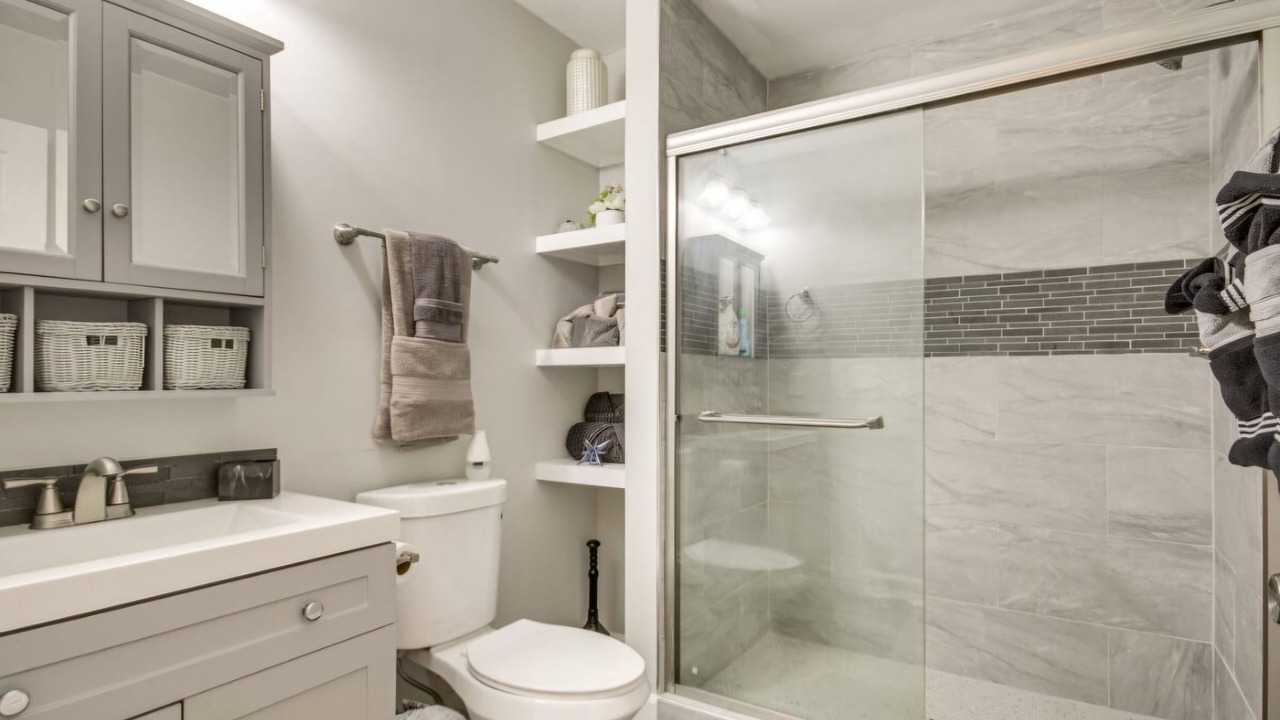 Photo of Bathroom in National Hills