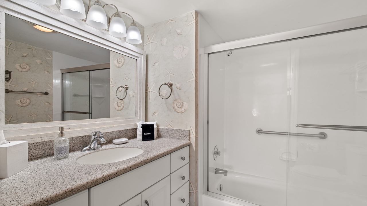 Photo of Bathroom in Folly Field