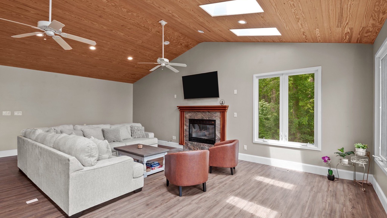 Photo of Livingroom in New Bern