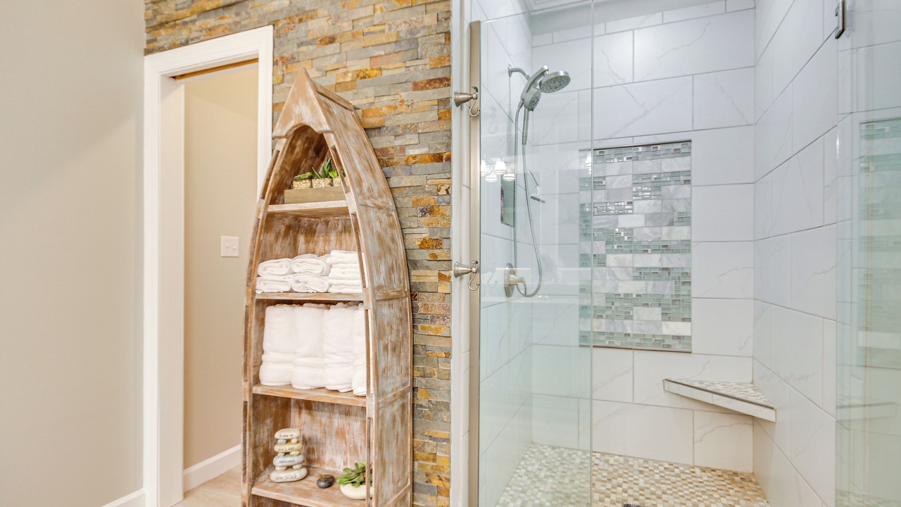Photo of Bathroom in Cross Hill