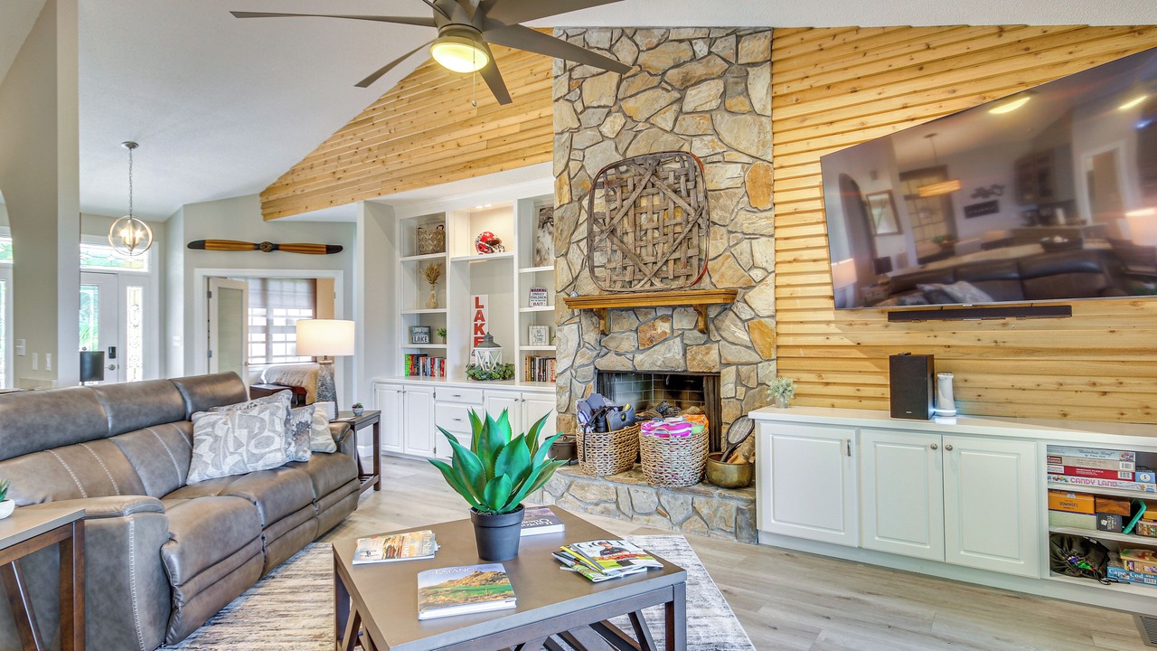 Photo of Livingroom in Cross Hill