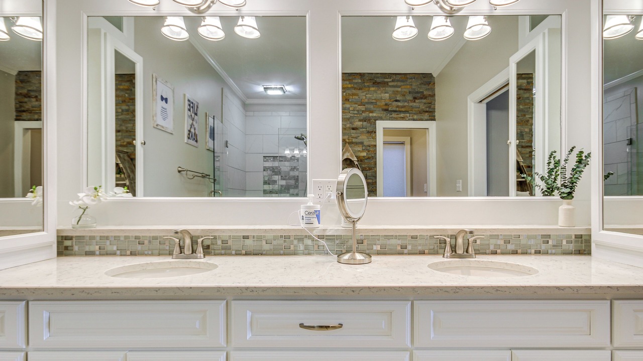 Photo of Bathroom in Cross Hill