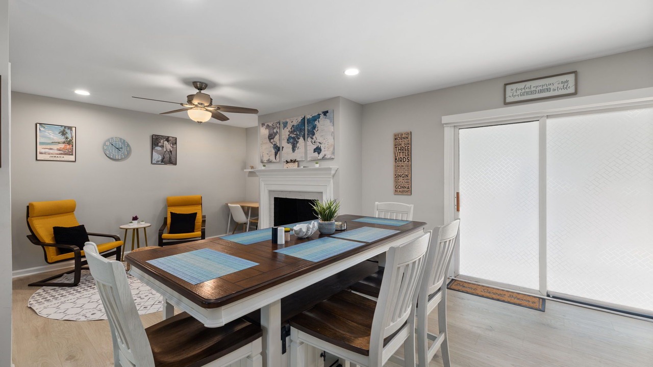 Photo of Livingroom in Smithfield