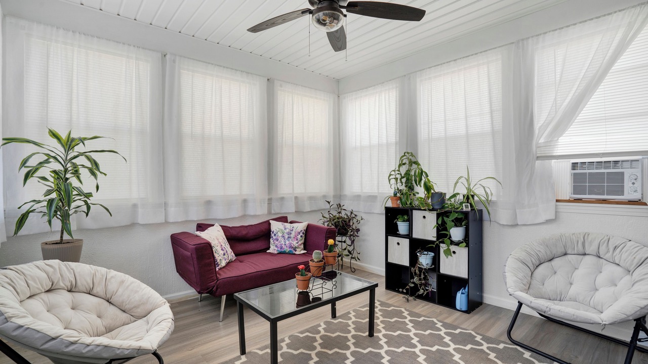 Photo of Livingroom in Boiling Springs