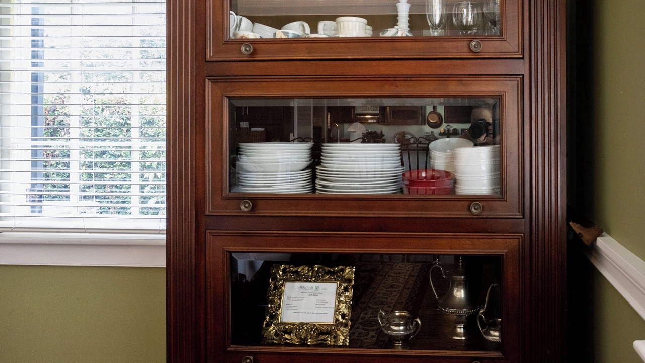 Photo of Livingroom in Historic District - North