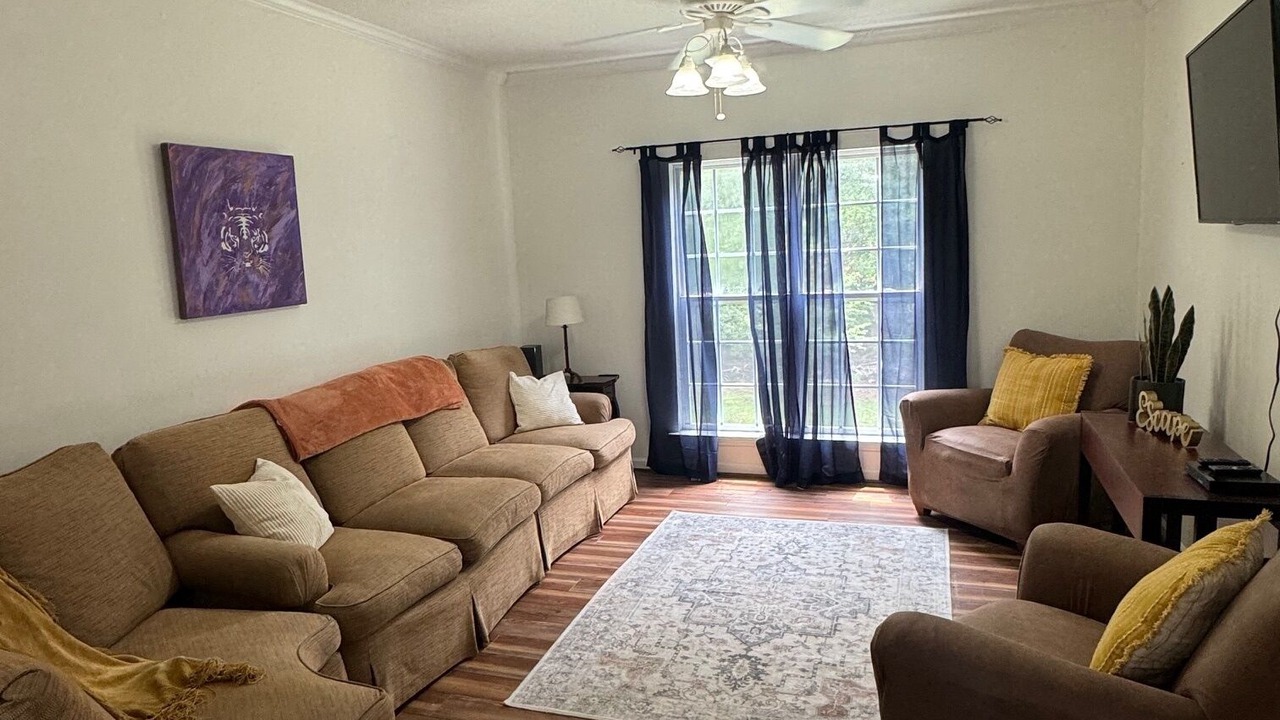 Photo of Livingroom in Seneca