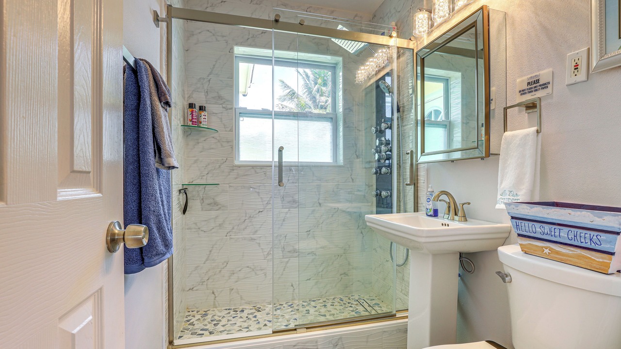 Photo of Bathroom in Florida Ridge