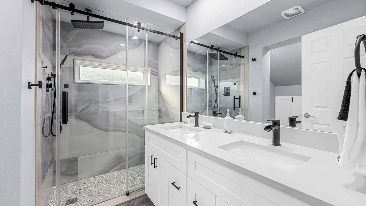 Photo of Bathroom in Floridana Beach