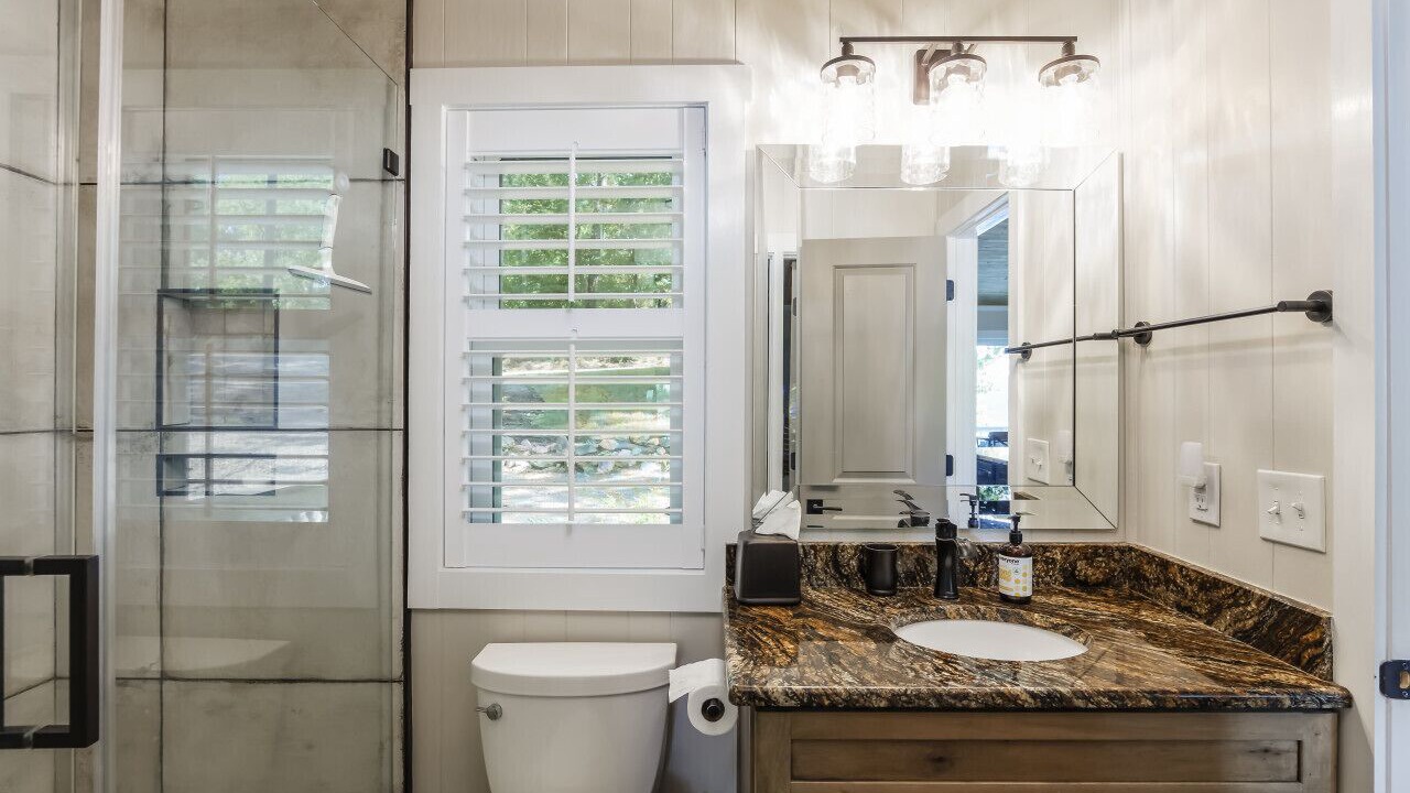 Photo of Bathroom in Leesville