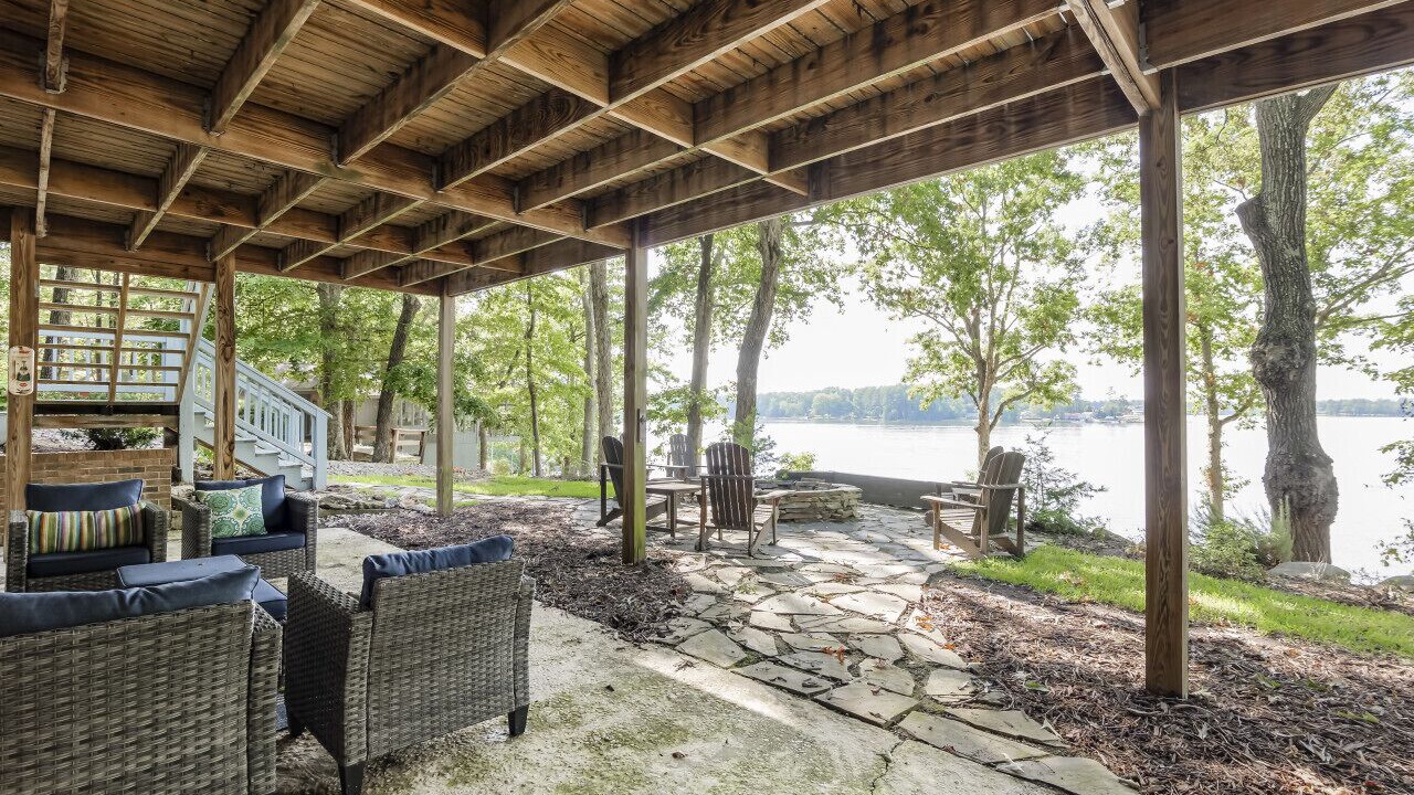 Photo of Patio Balcony in Leesville