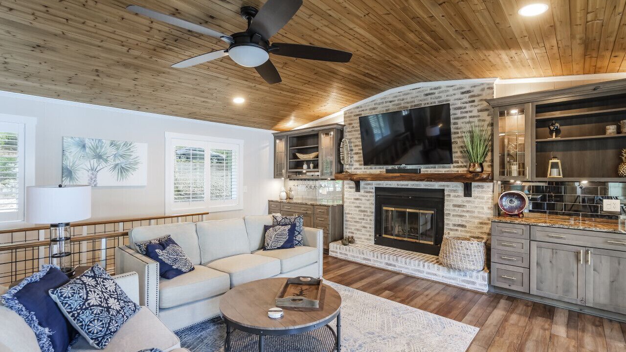 Photo of Livingroom in Leesville