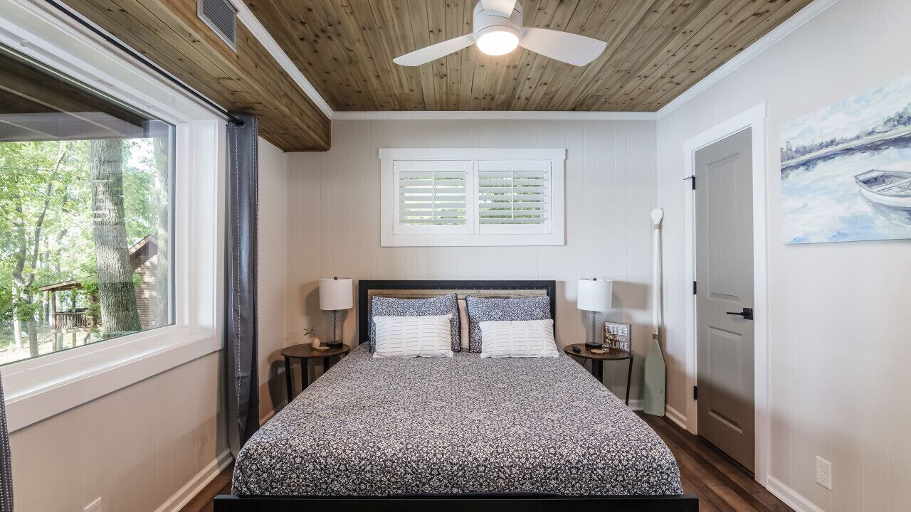 Photo of Bedroom in Leesville