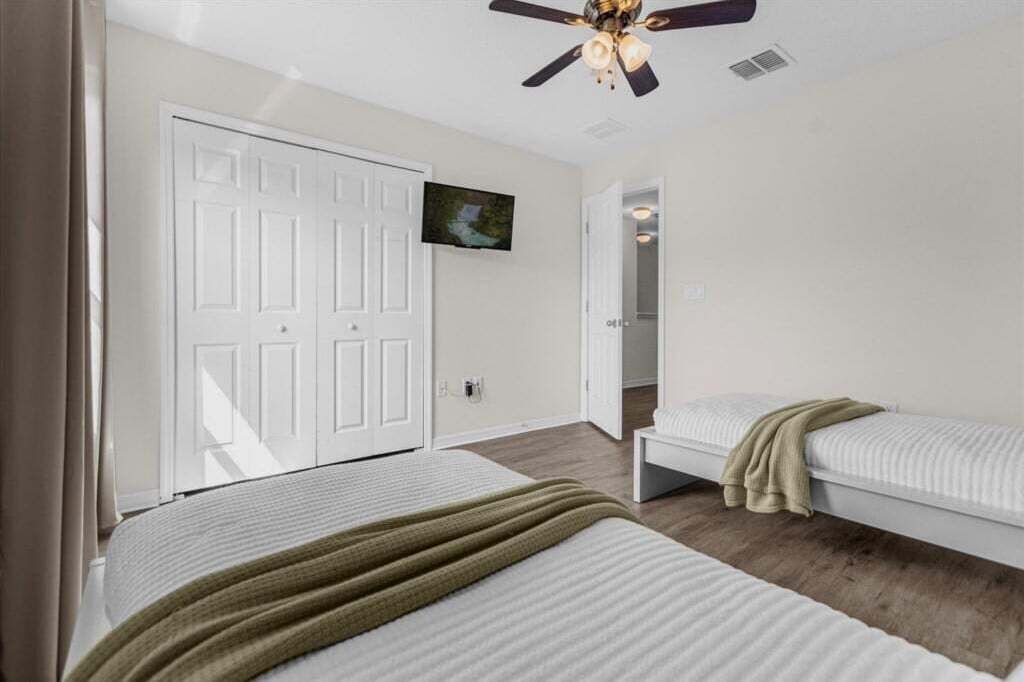 Photo of Bedroom in Veranda Palms