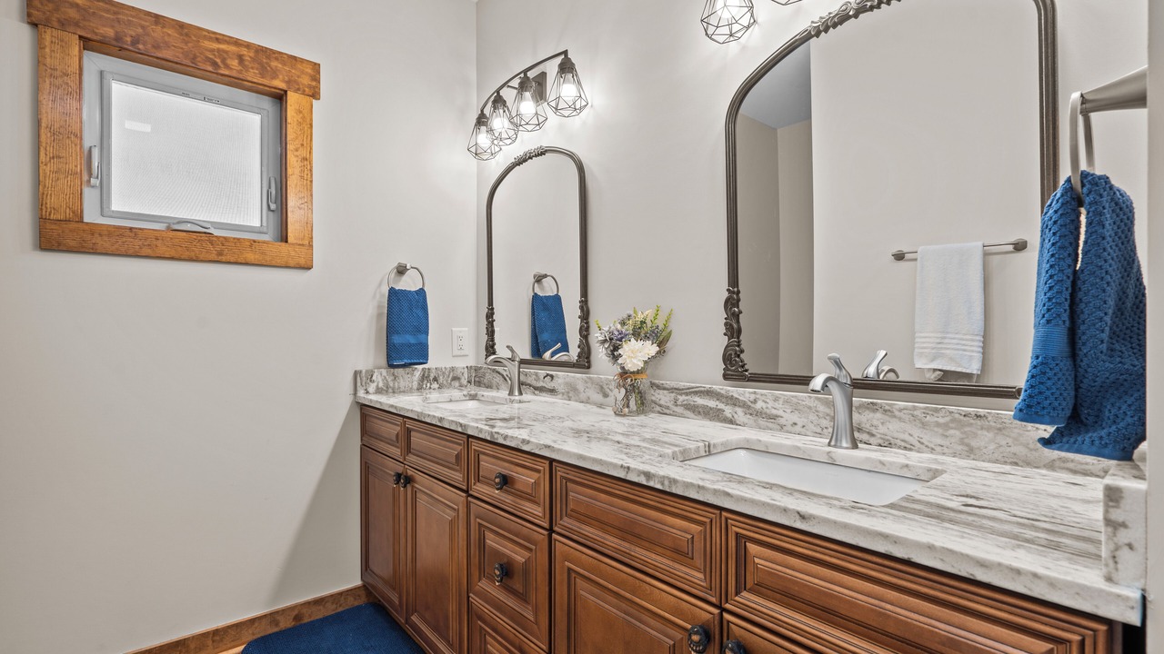 Photo of Bathroom in West Union