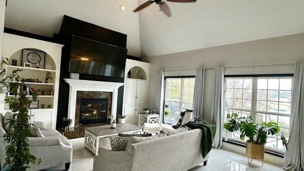 Photo of Livingroom in Evans