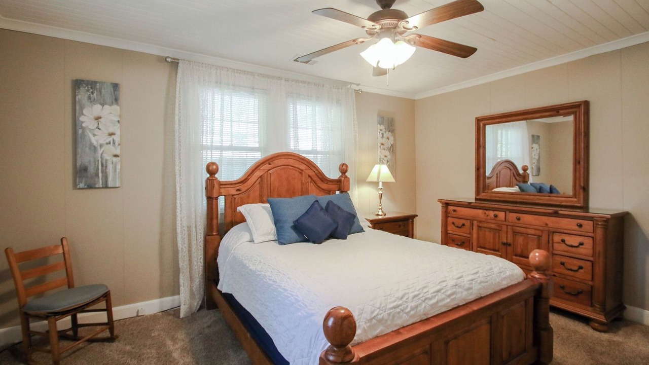 Photo of Bedroom in Richmond Hill