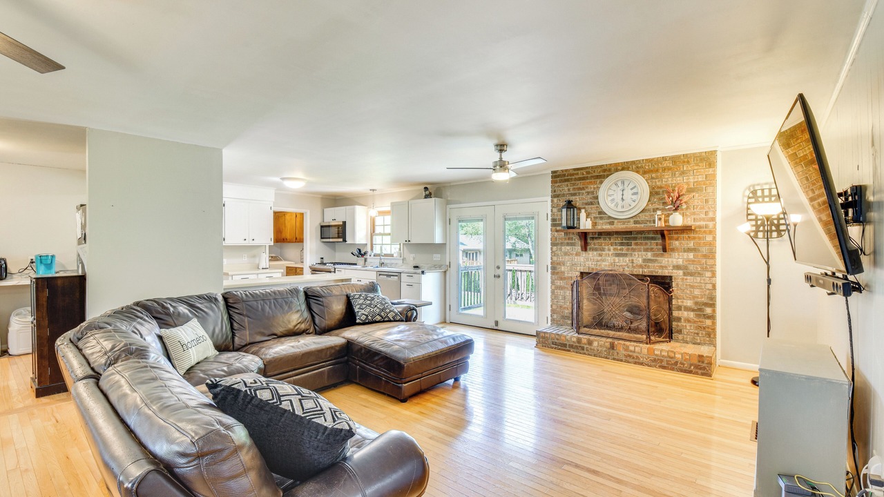 Photo of Livingroom in West Union