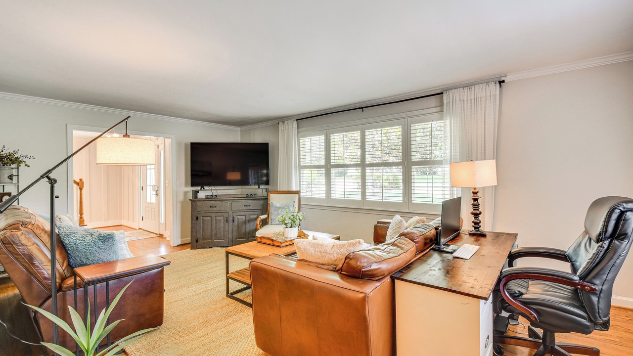 Photo of Bedroom in Taylors