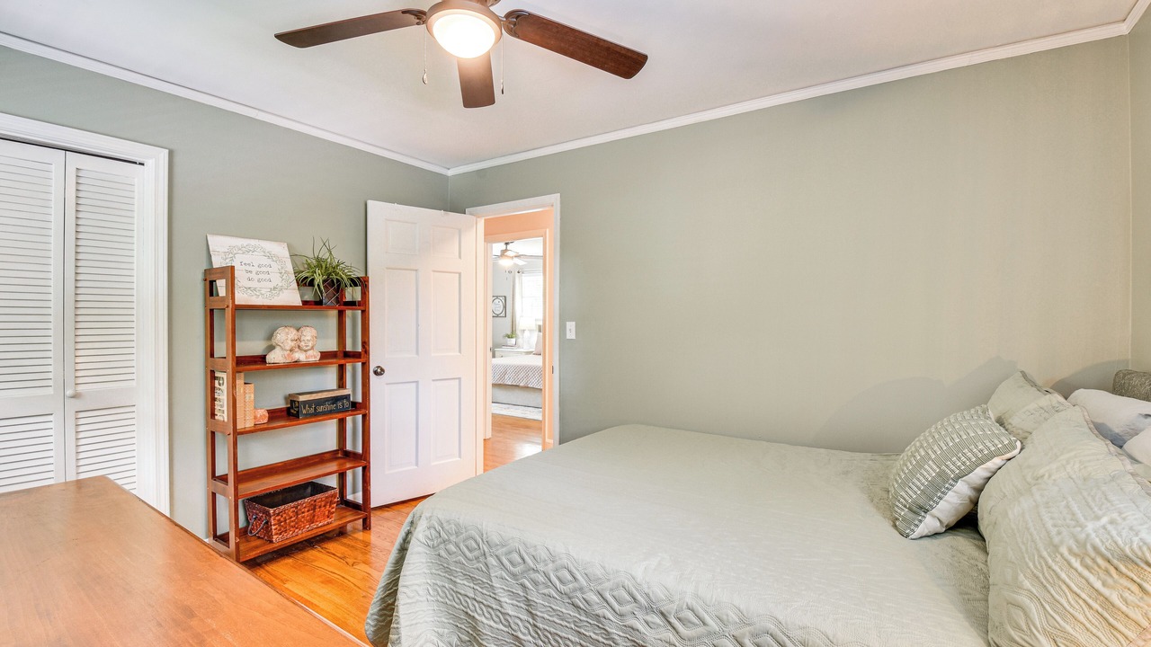 Photo of Bedroom in Taylors