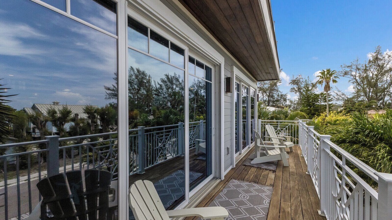 Photo of Patio Balcony in Ilexhurst