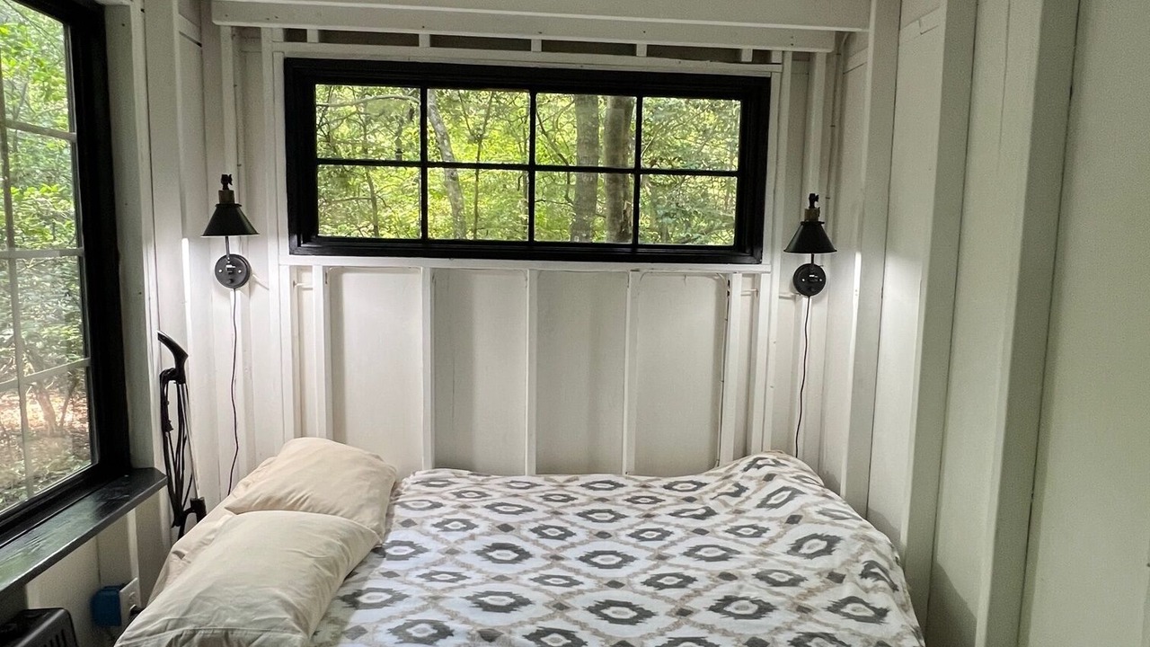 Photo of Bedroom in Anderson