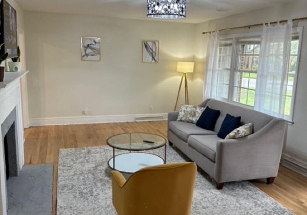 Photo of Livingroom in Lumberton