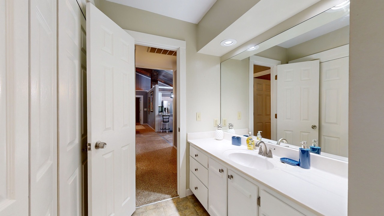 Photo of Bathroom in Claxton