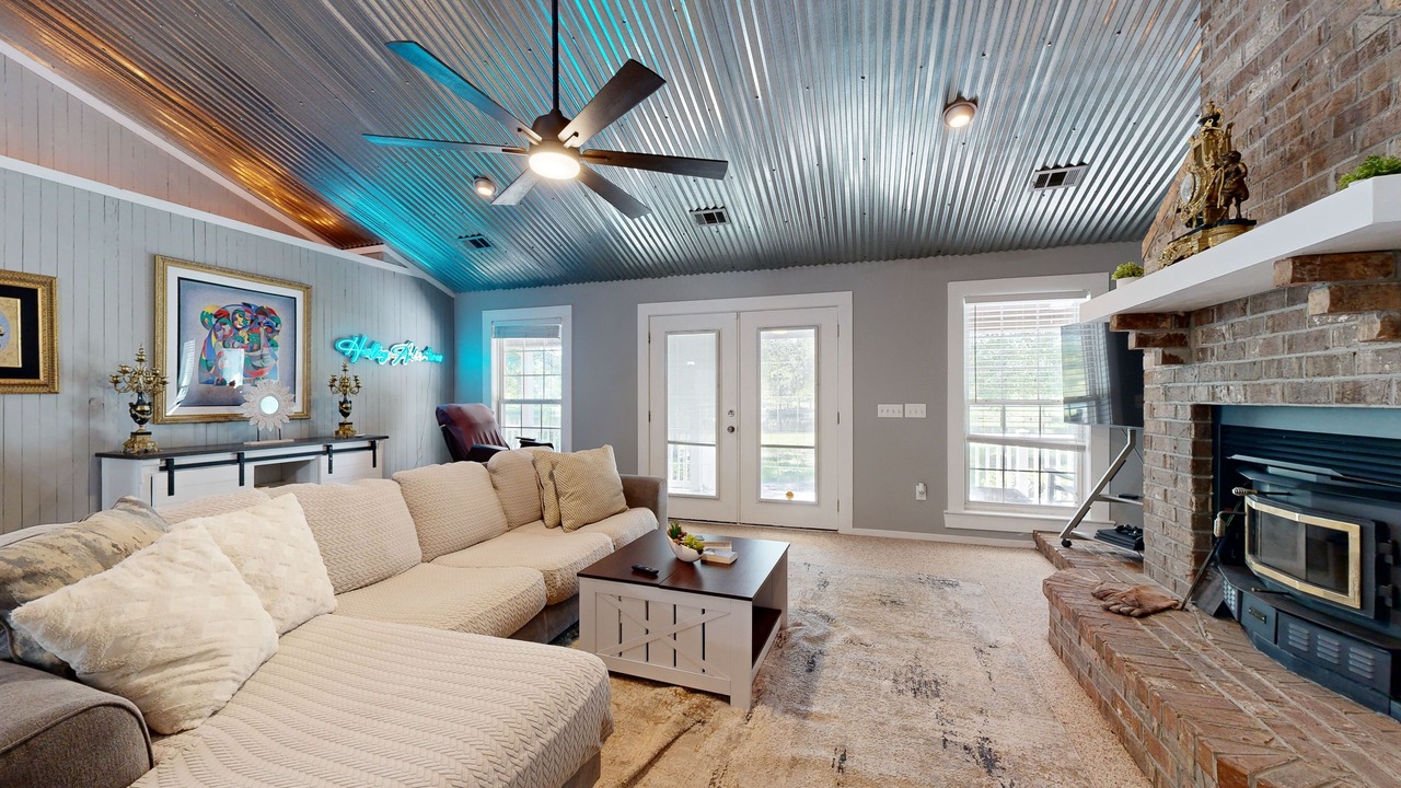 Photo of Livingroom in Claxton
