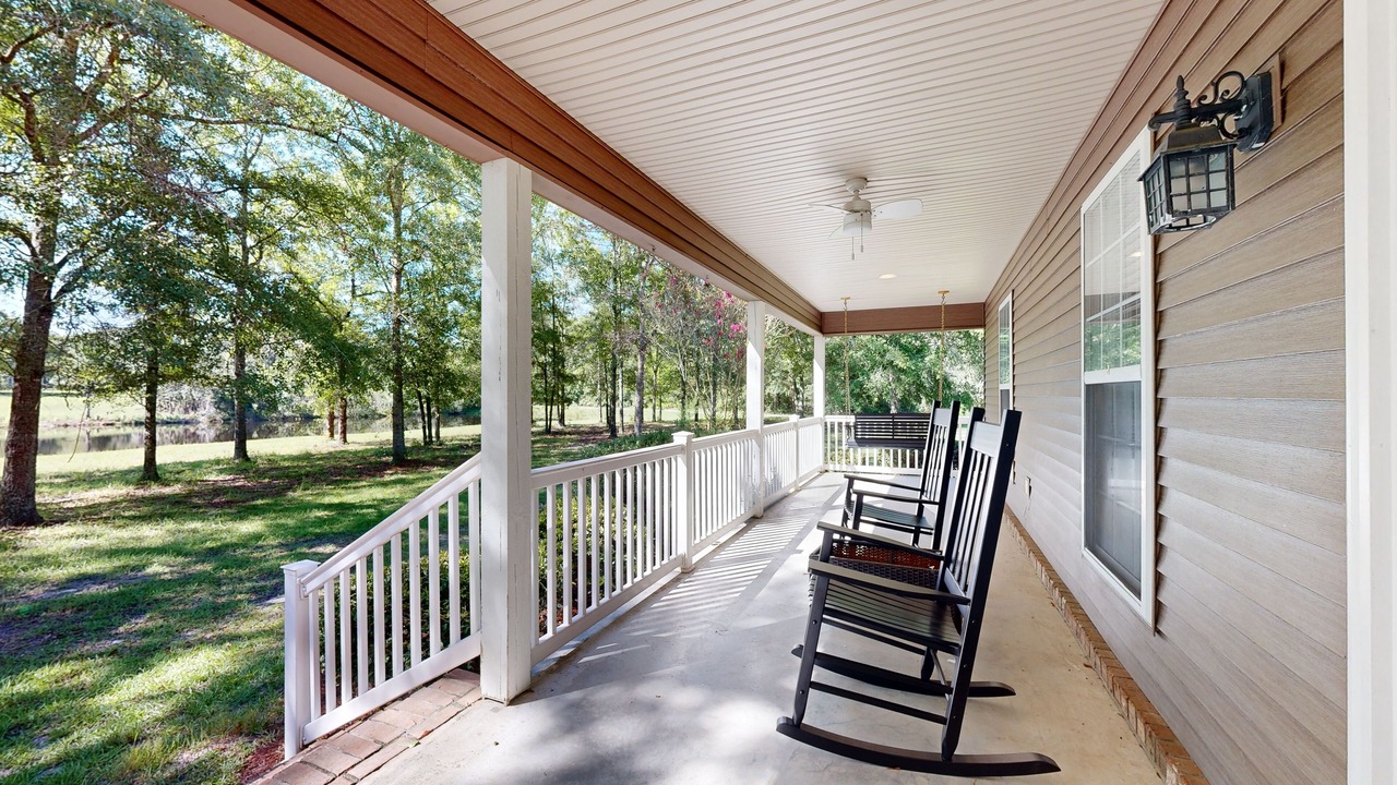Photo of Patio Balcony in Claxton