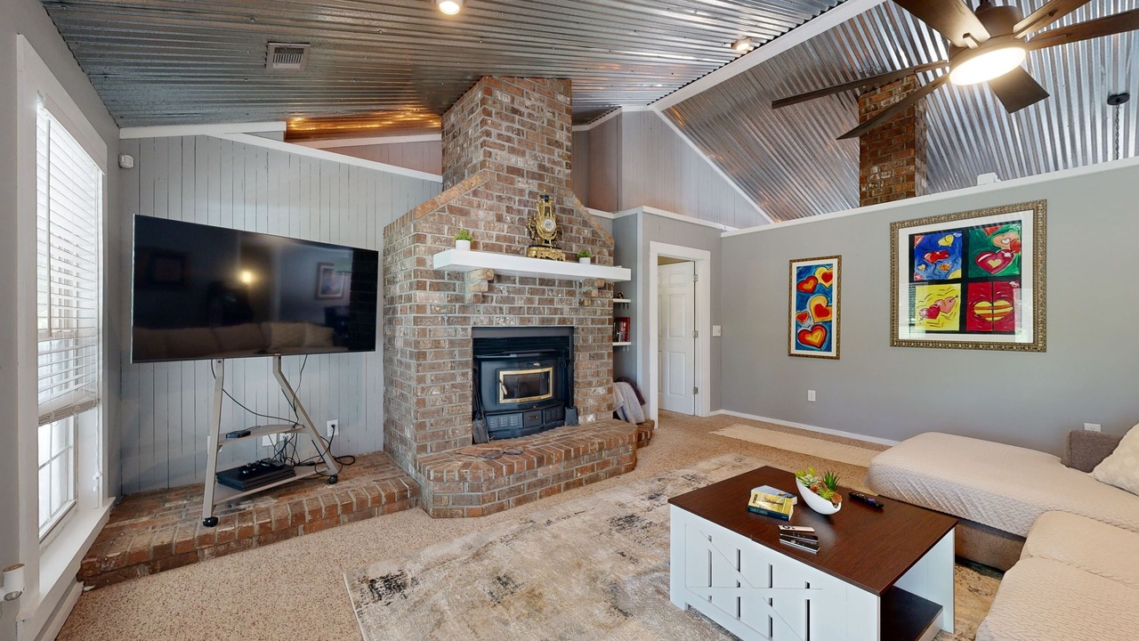 Photo of Livingroom in Claxton