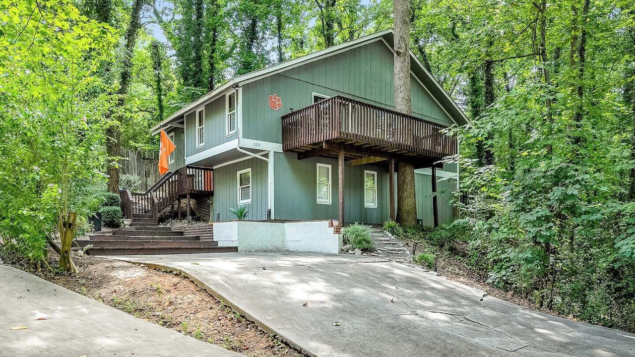 Photo of Outdoor in Clemson
