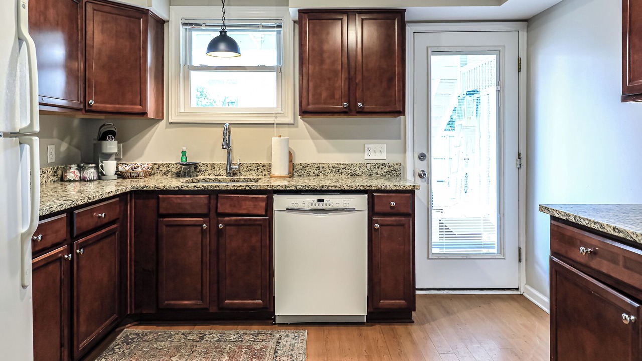 Photo of Kitchen in Savannah Victorian District