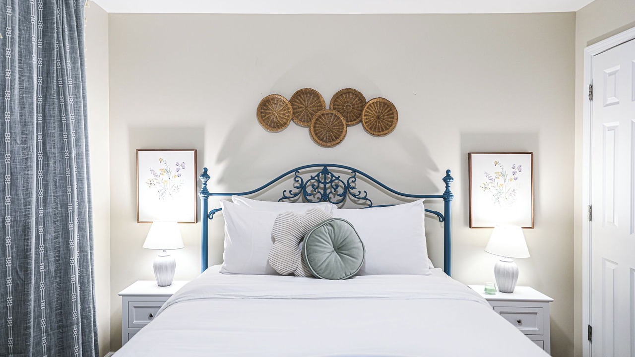 Photo of Bedroom in Savannah Victorian District