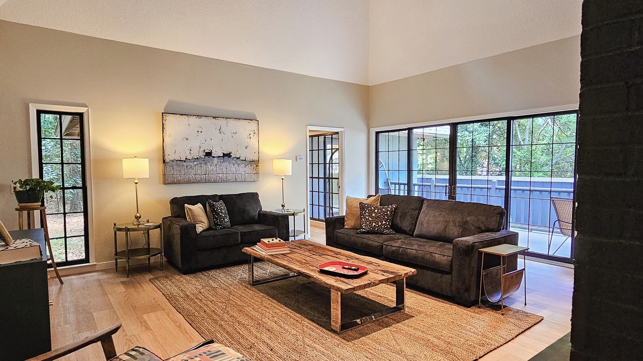 Photo of Livingroom in Statesboro