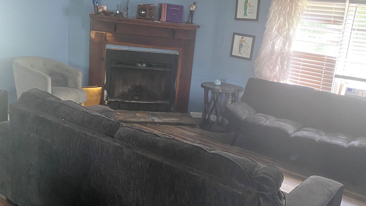 Photo of Livingroom in Ruffin