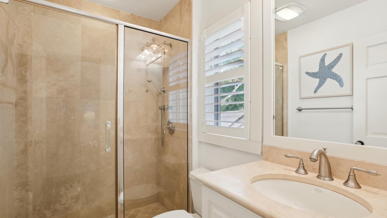 Photo of Bathroom in Beach Lagoon