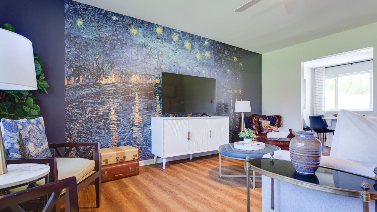 Photo of Livingroom in Southwest Raleigh