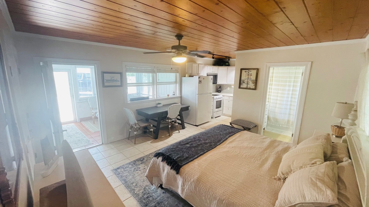 Photo of Bedroom in Emerald Isle