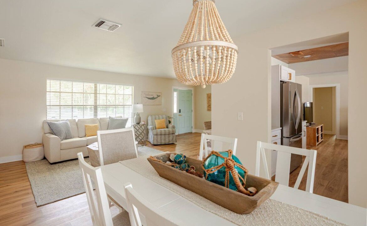Photo of Livingroom in Florida Ridge
