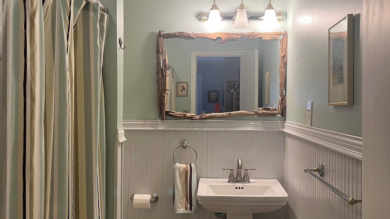 Photo of Bathroom in Monroe