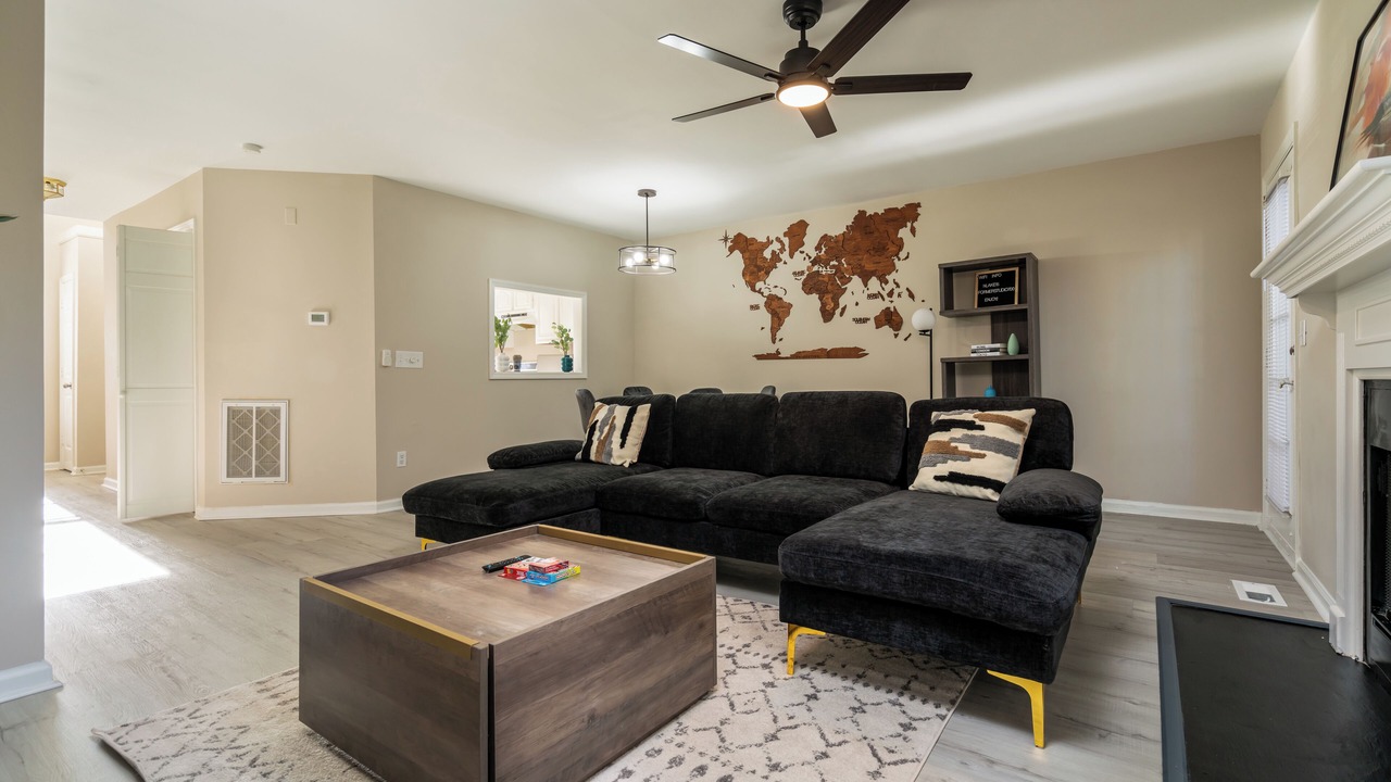 Photo of Livingroom in Huntcliff