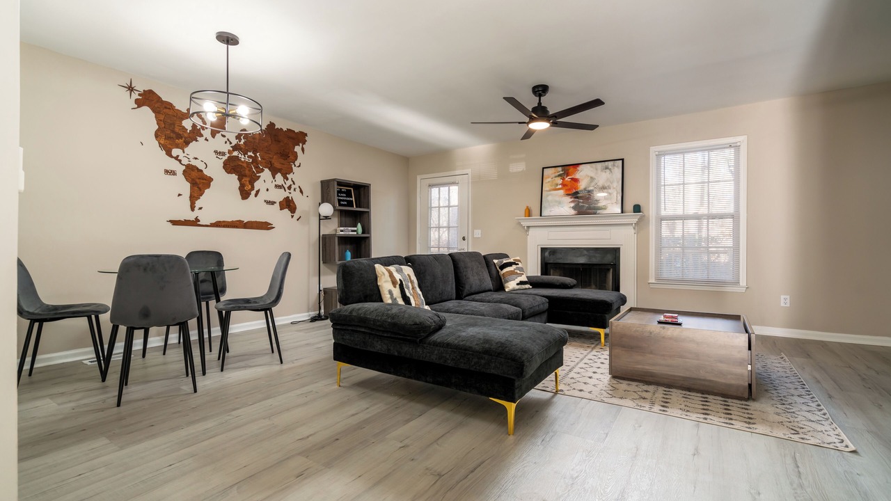 Photo of Livingroom in Huntcliff