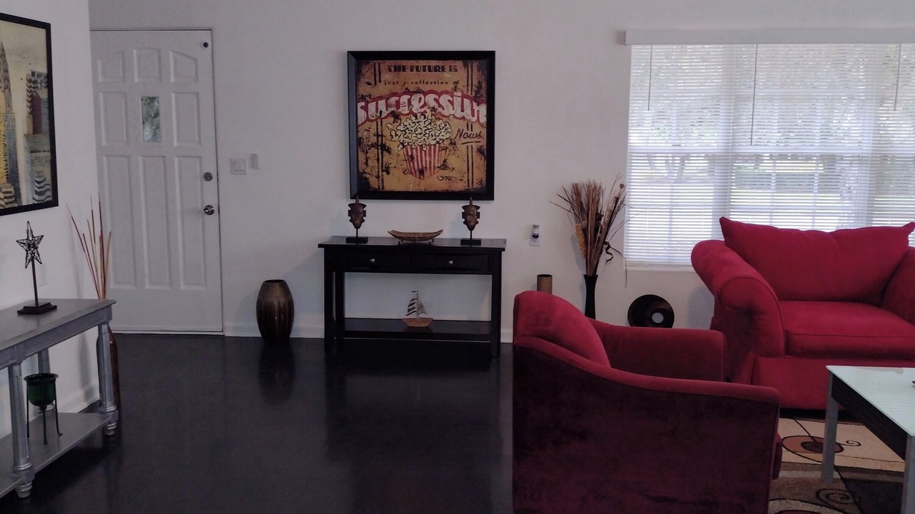 Photo of Livingroom in Sebring
