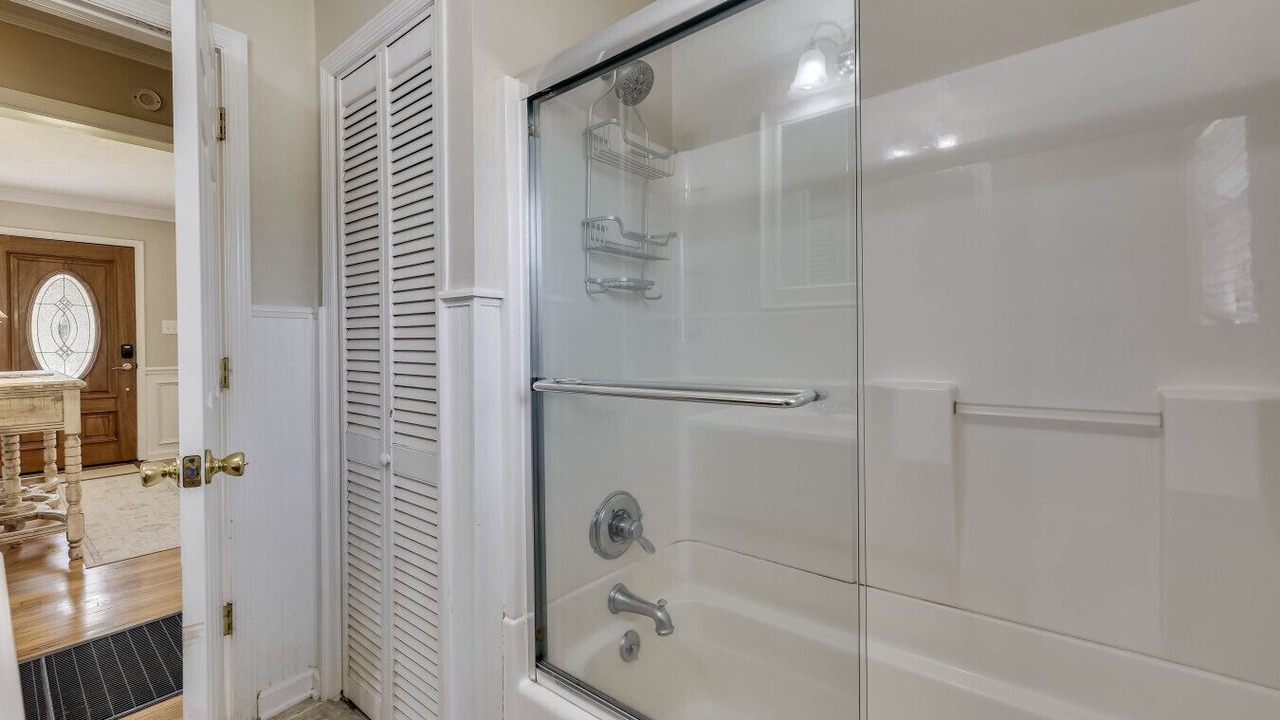 Photo of Bathroom in National Hills