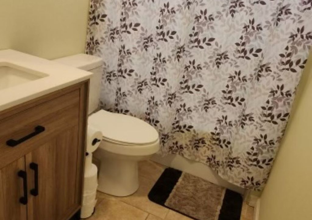 Photo of Bathroom in Loris