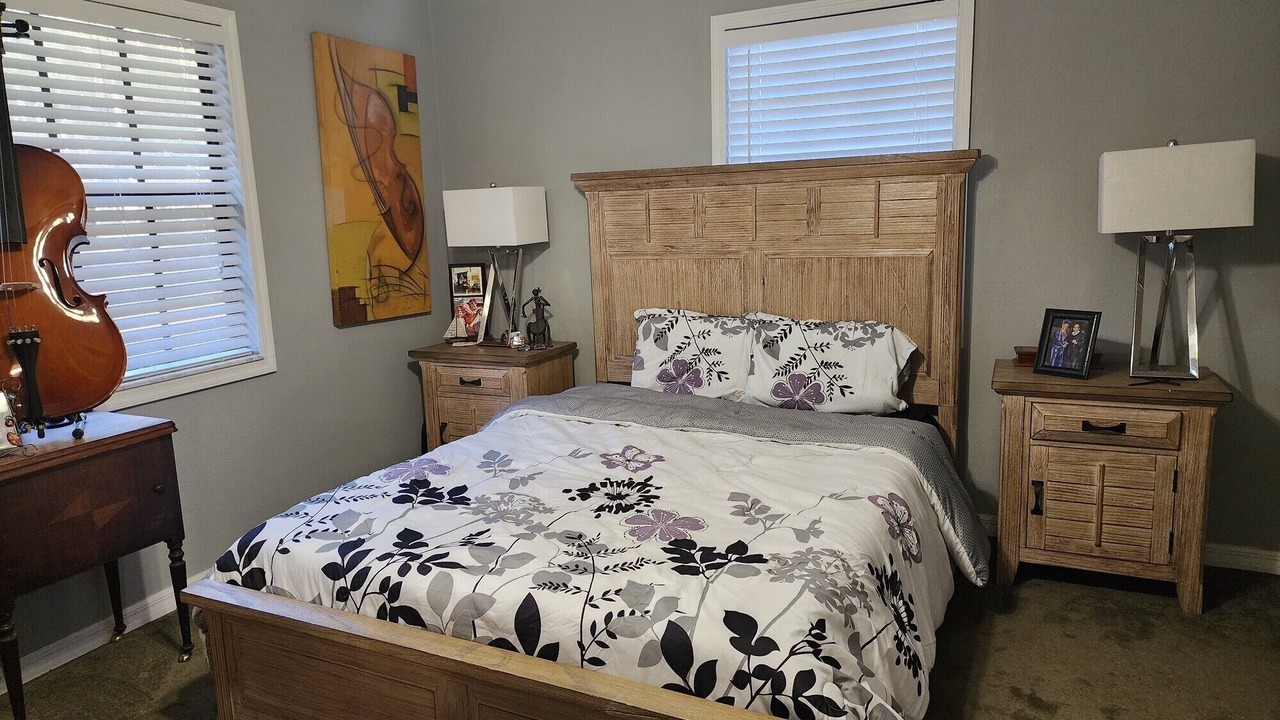 Photo of Bedroom in Fedhaven