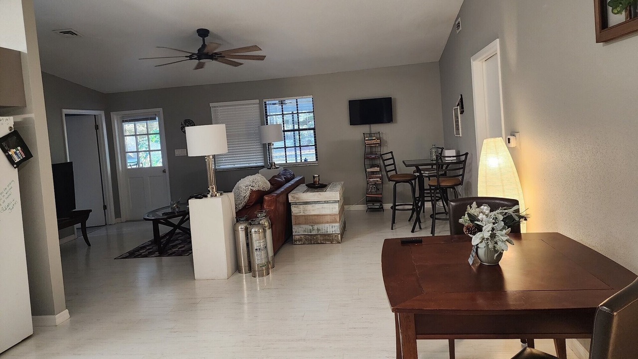 Photo of Livingroom in Fedhaven