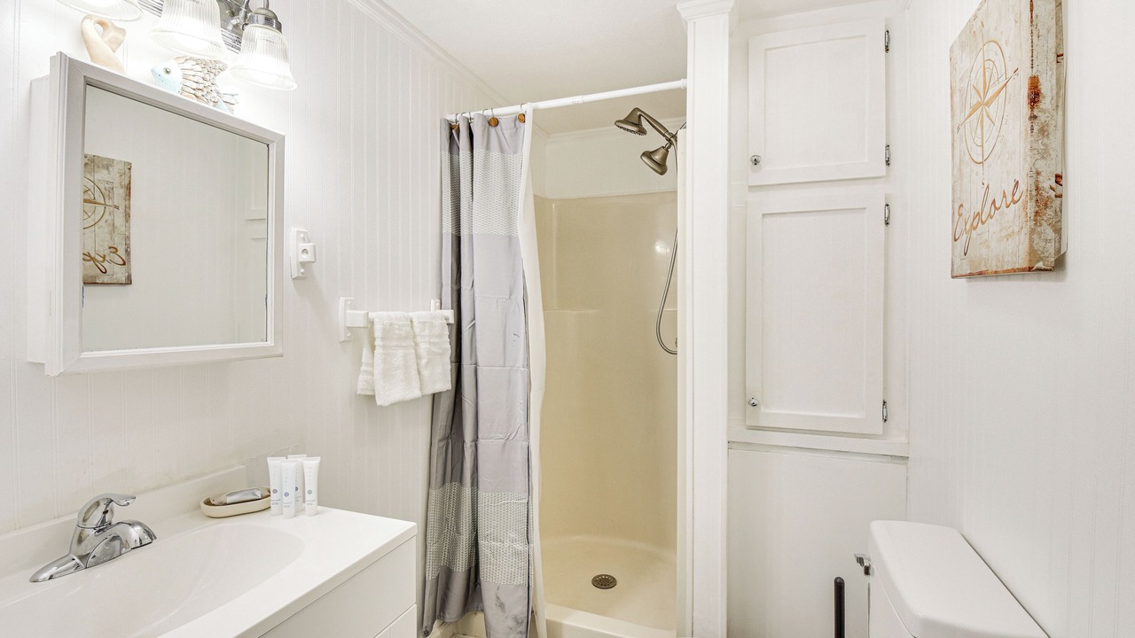 Photo of Bathroom in Seneca