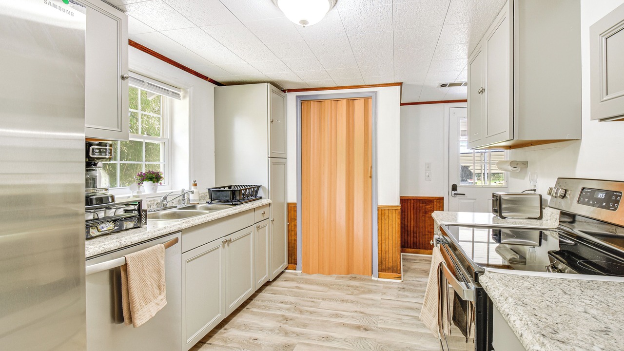 Photo of Kitchen in Seneca