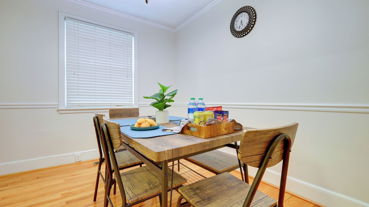 Photo of Livingroom in Cayce